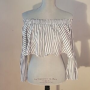 bebe Black & White Stripe Off the Shoulder Crop Top w/Long Bell Sleeves Size S